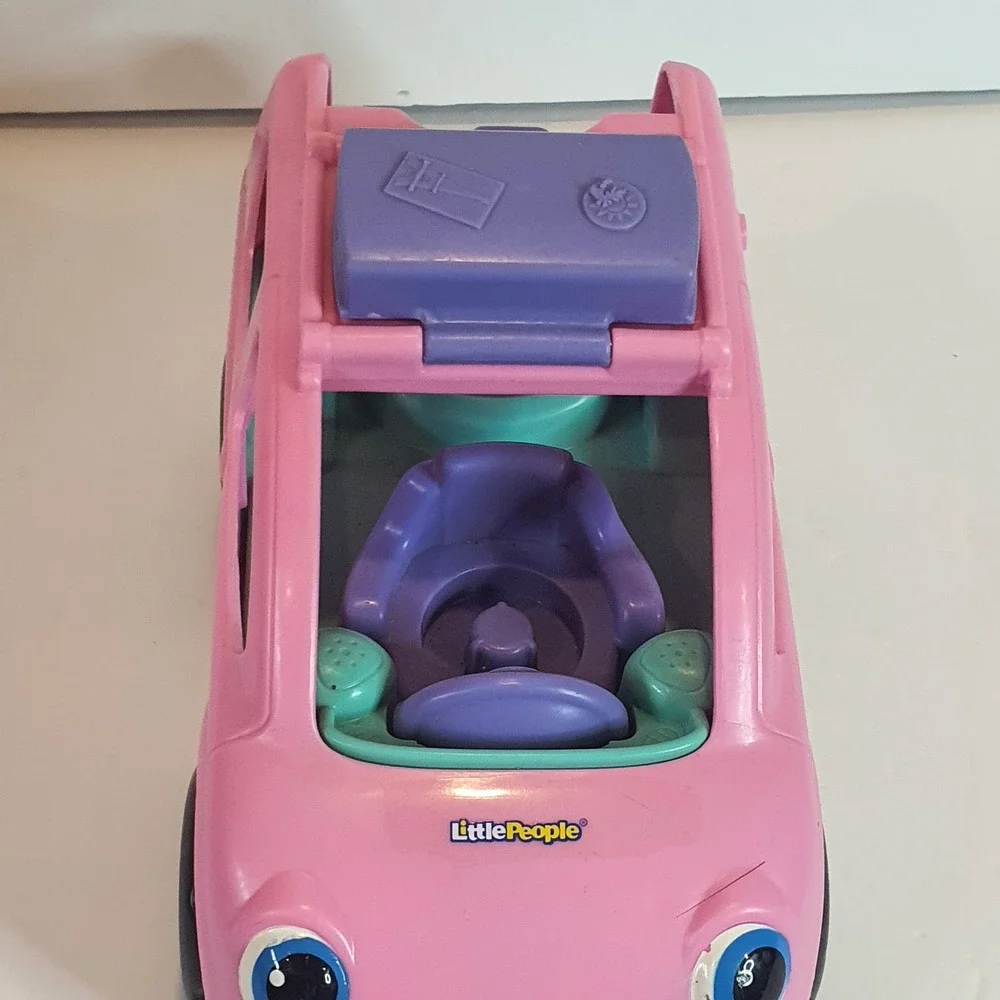 2009 Fisher Price Little People Pink SUV Toy Car Vehicle‎ Music Tailgate Sounds